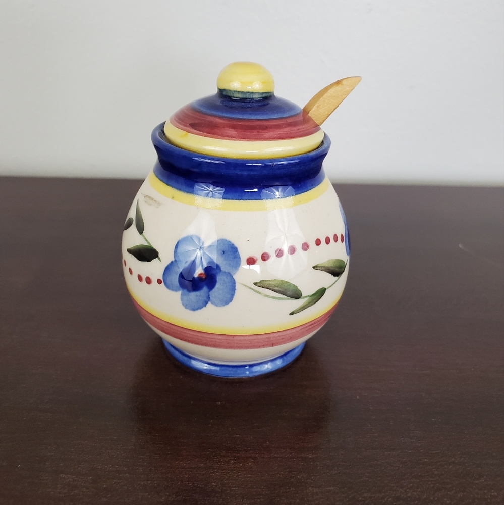 Ceramica Yapacunchi Lidded Sugar/Condiment Jar With Wood Spoon - Picture 1 of 10